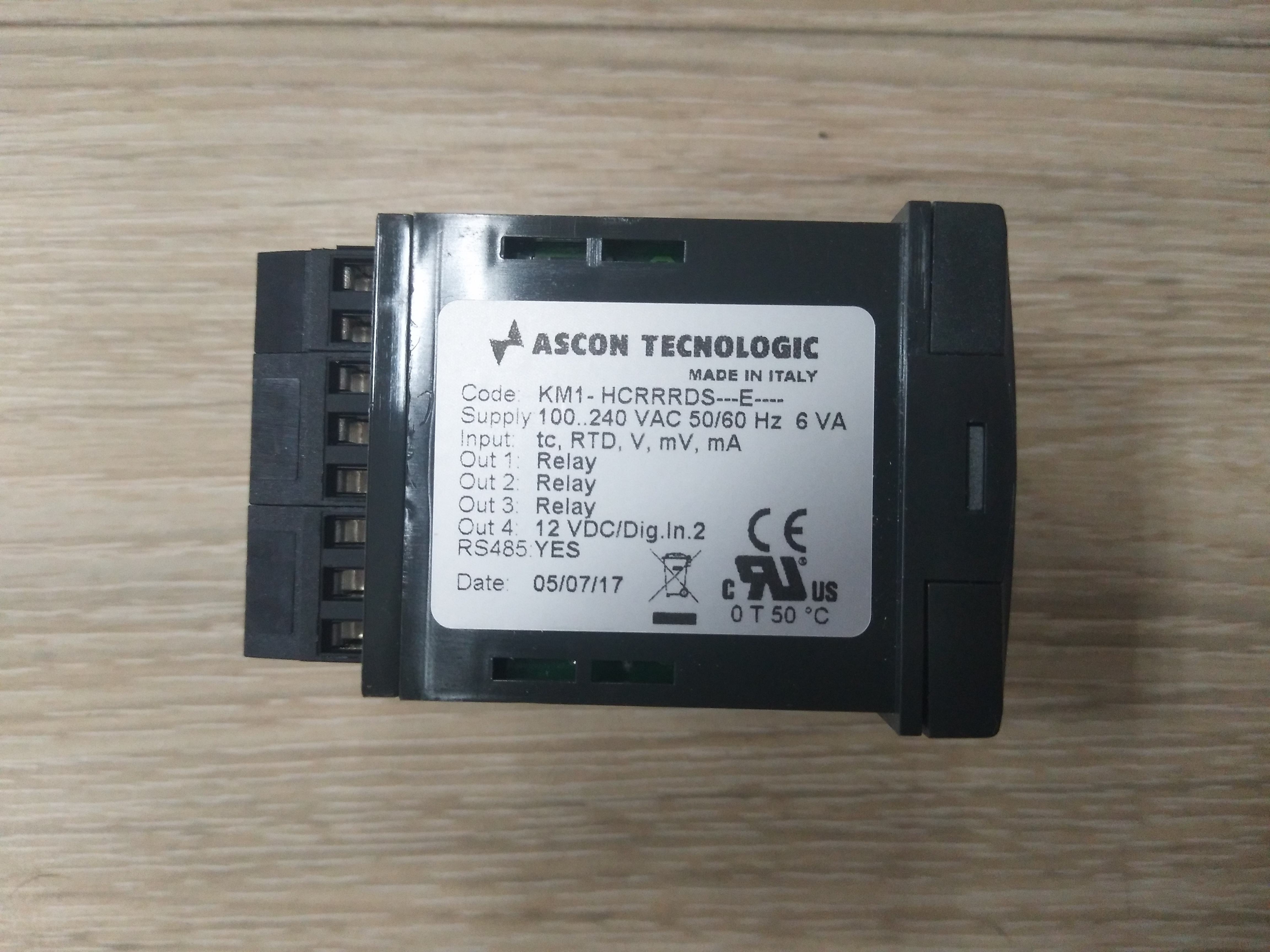 意大利ASCON溫控器電壓表信號轉(zhuǎn)換器